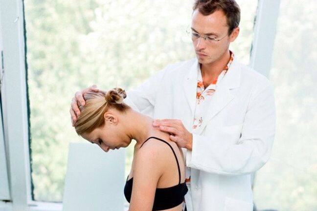 doctor's meeting for cervical osteochondrosis