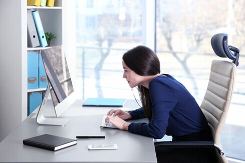 To avoid back pain during sitting work in the office, it is necessary to take breaks